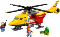 Купить конструктор Lego Ambulance Helicopter 60179: цена от 3499 грн.