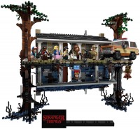 Купить конструктор Lego The Upside Down 75810: цена от 14987 грн.