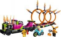 Купить конструктор Lego Stunt Truck and Ring of Fire Challenge 60357: цена от 1718 грн.