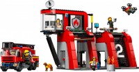 Купить конструктор Lego Fire Station with Fire Truck 60414: цена от 2473 грн.